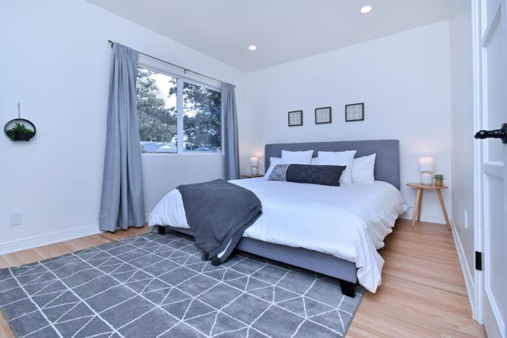 Hébergement de vacances Beautiful 3 Bed With A Large Back Yard Outdoor Space Los Angeles