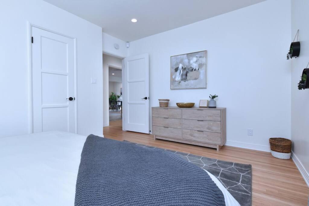 Hébergement de vacances Beautiful 3 Bed With A Large Back Yard Outdoor Space Los Angeles